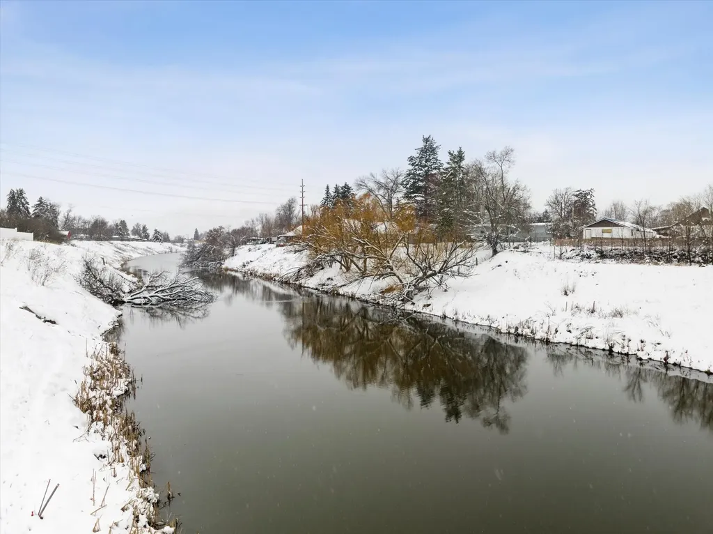 1681 Bull Run Kalispell MT 59901
