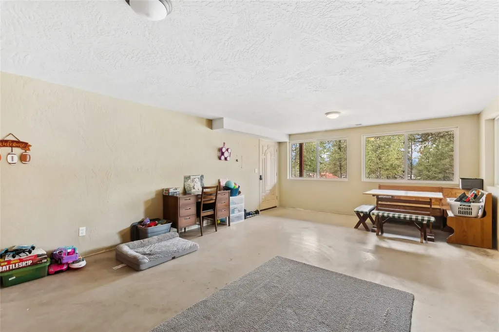 60423 Mount Highway 37 Rexford MT 59930