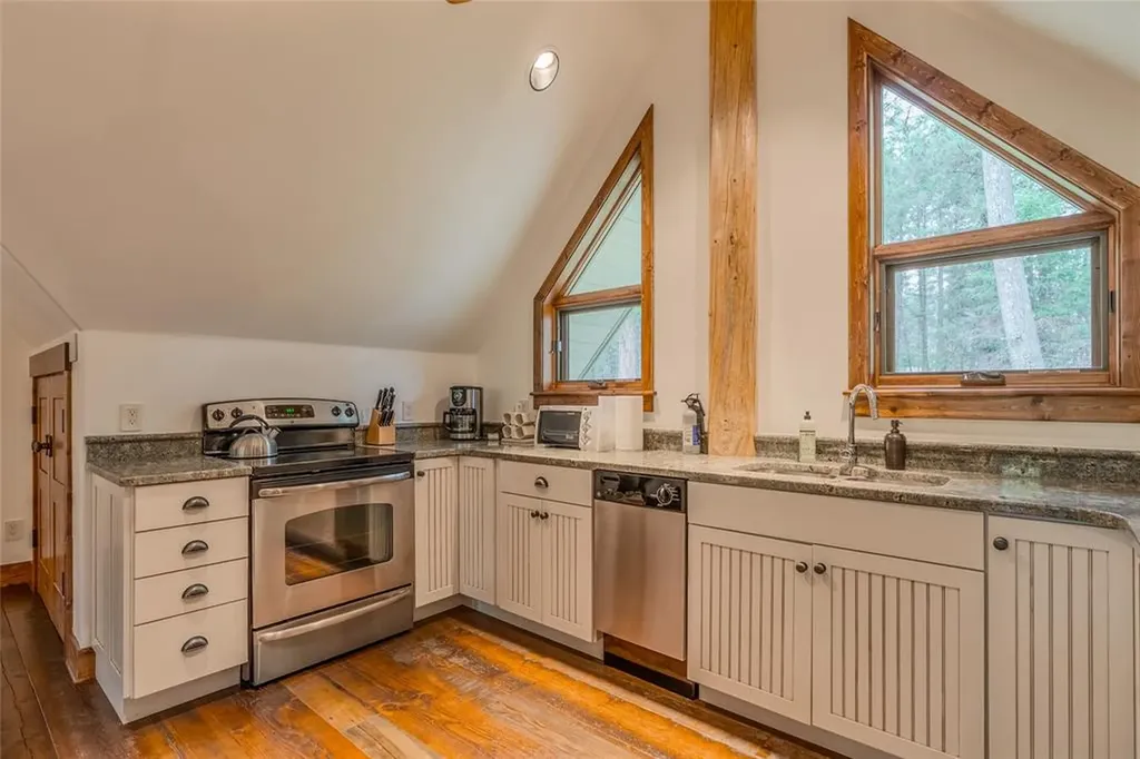 1265 Pomeroy Trail Eureka MT 59917