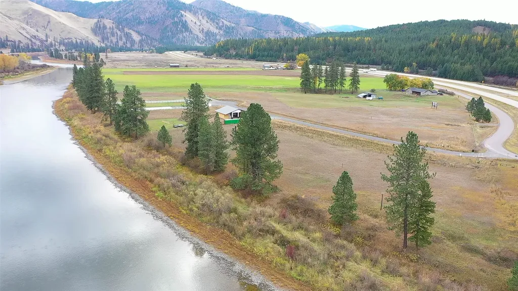 Lot 4 Kestrel Drive Superior MT 59872