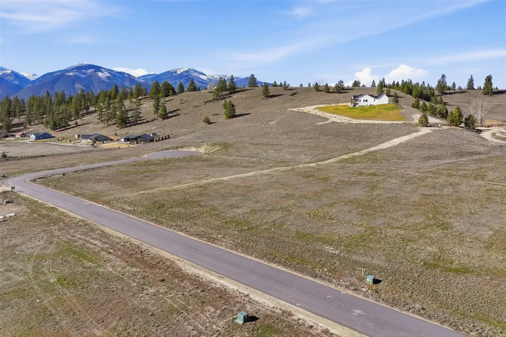 208 Barnwood Way Stevensville MT 59870