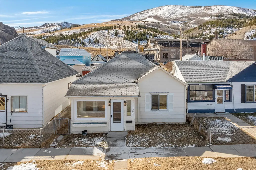 1207 E 5th Street Anaconda MT 59711
