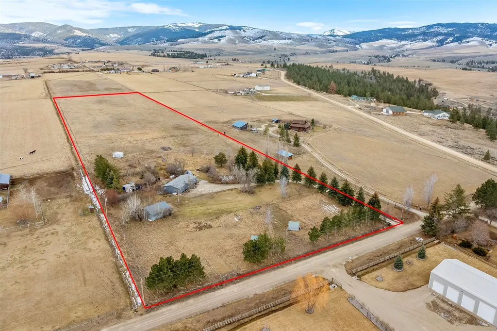 3018 Mack Smith Lane Stevensville MT 59870