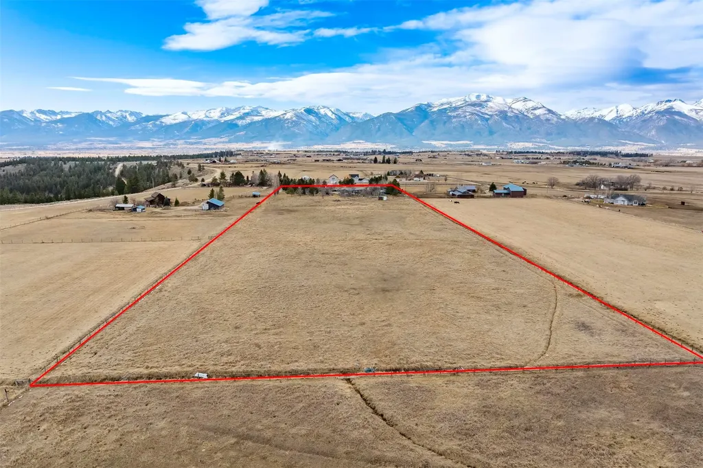3018 Mack Smith Lane Stevensville MT 59870
