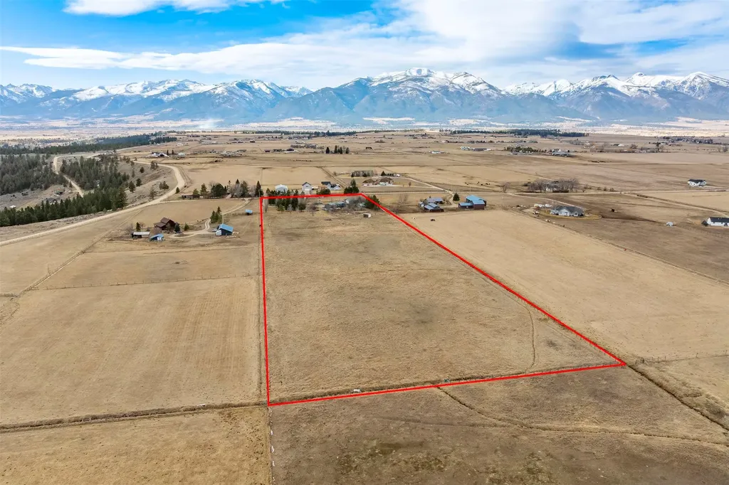 3018 Mack Smith Lane Stevensville MT 59870