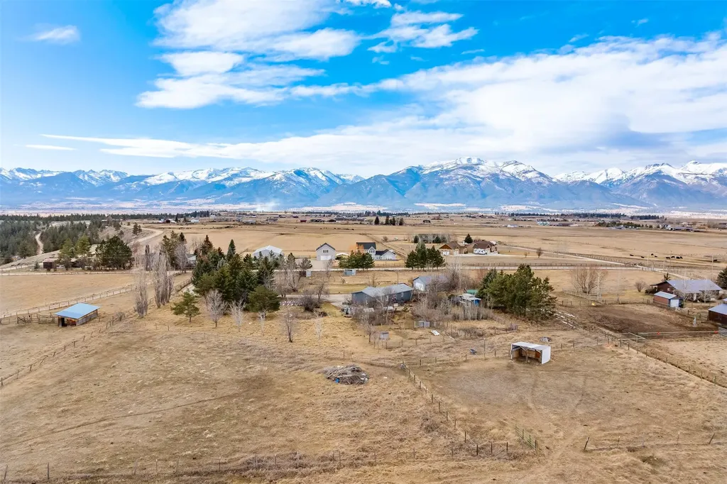 3018 Mack Smith Lane Stevensville MT 59870