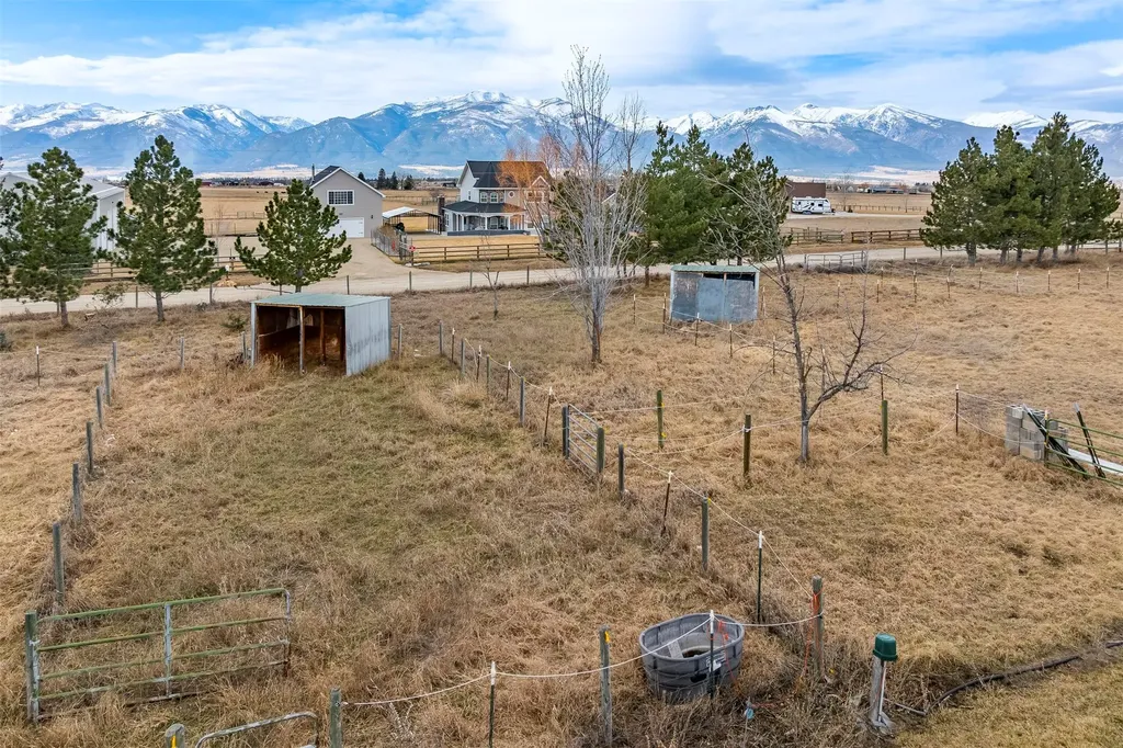 3018 Mack Smith Lane Stevensville MT 59870