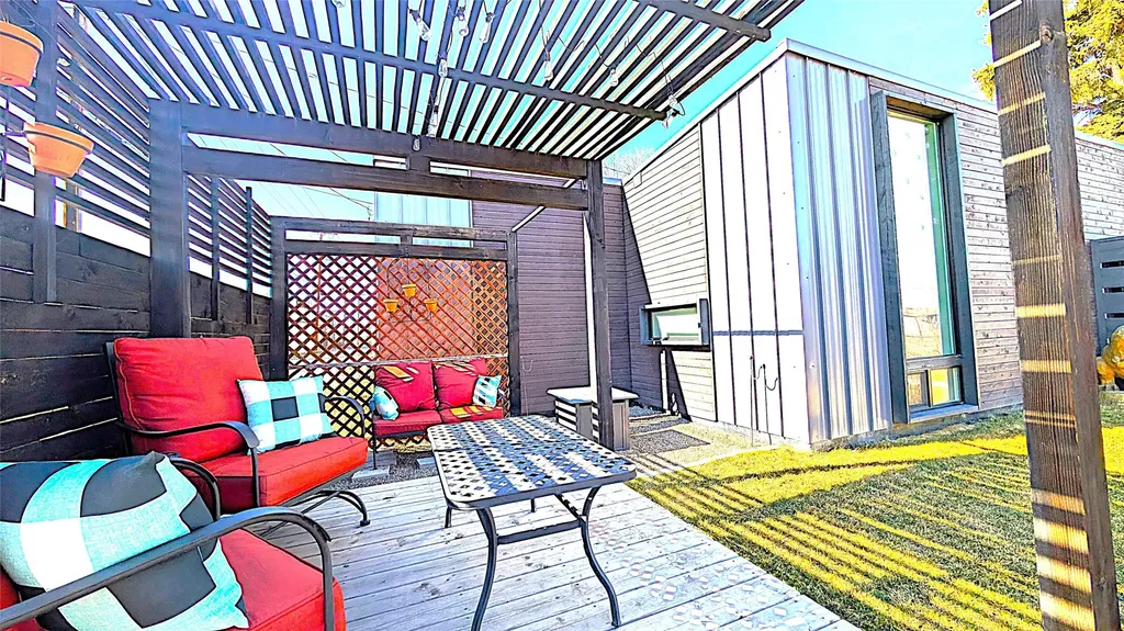 8 N 3rd Street East Helena MT 59635