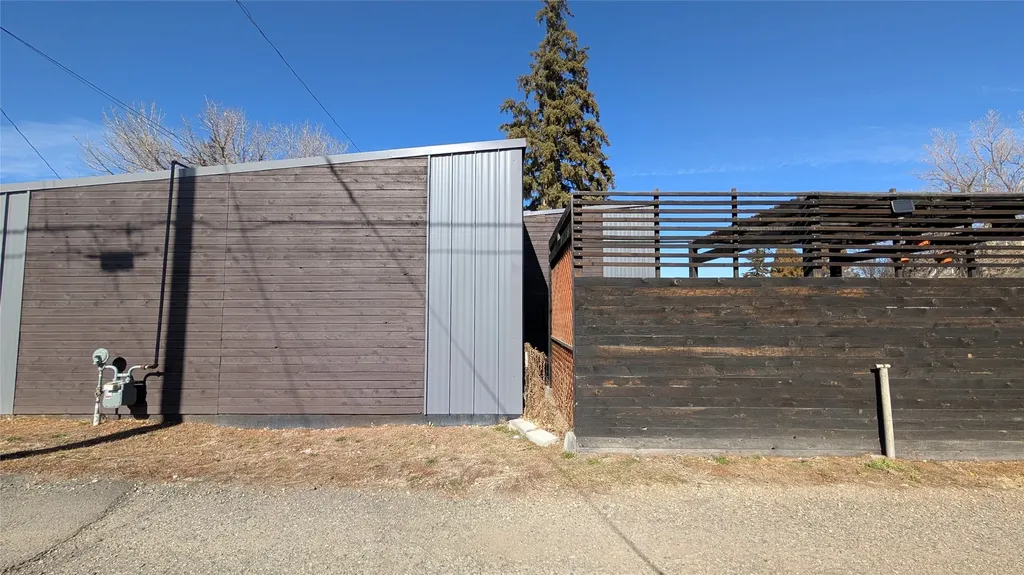 8 N 3rd Street East Helena MT 59635