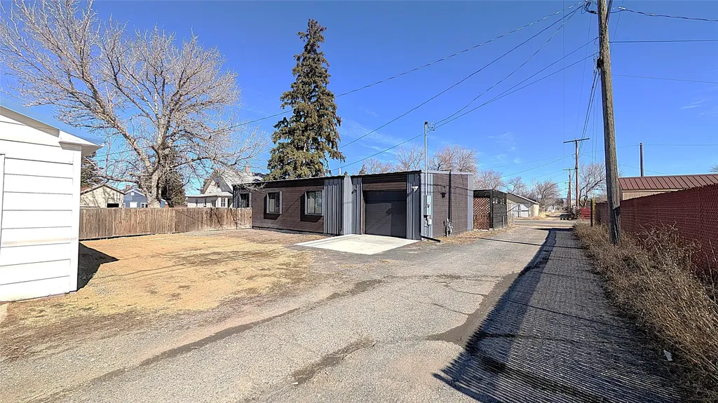 8 N 3rd Street East Helena MT 59635
