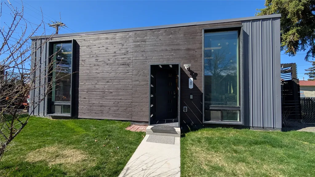 8 N 3rd Street East Helena MT 59635