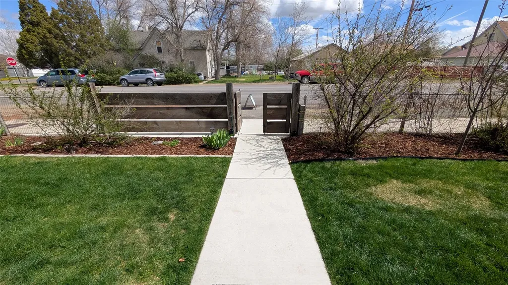 8 N 3rd Street East Helena MT 59635