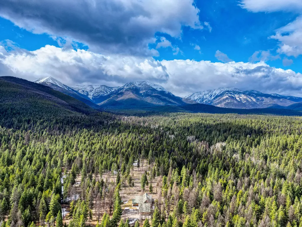 488 & 536 Grumpy Dog Road Libby MT 59923