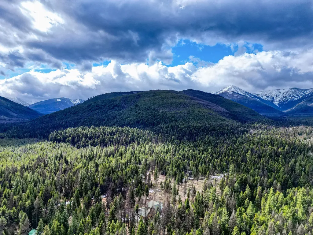 488 & 536 Grumpy Dog Road Libby MT 59923
