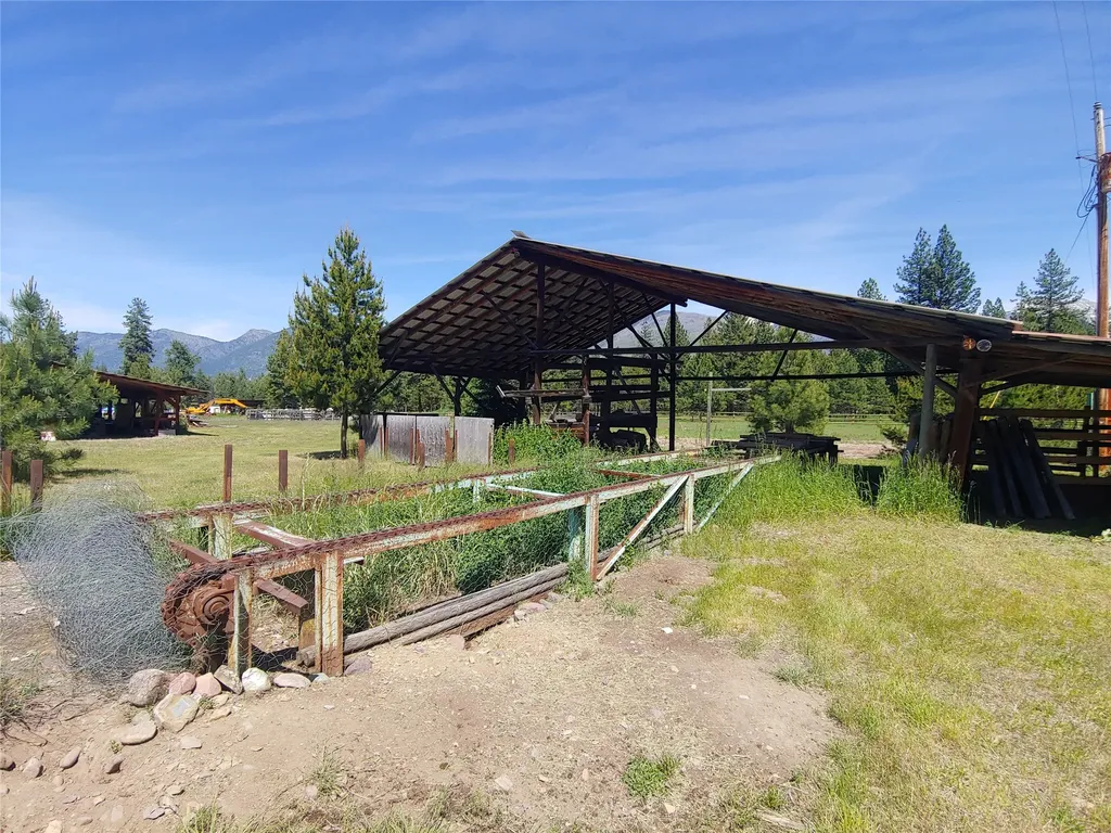 142 Hollopeter Road Condon MT 59826