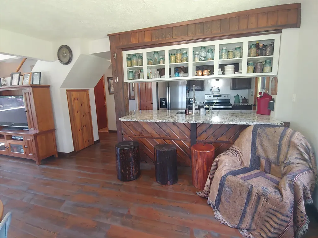 142 Hollopeter Road Condon MT 59826