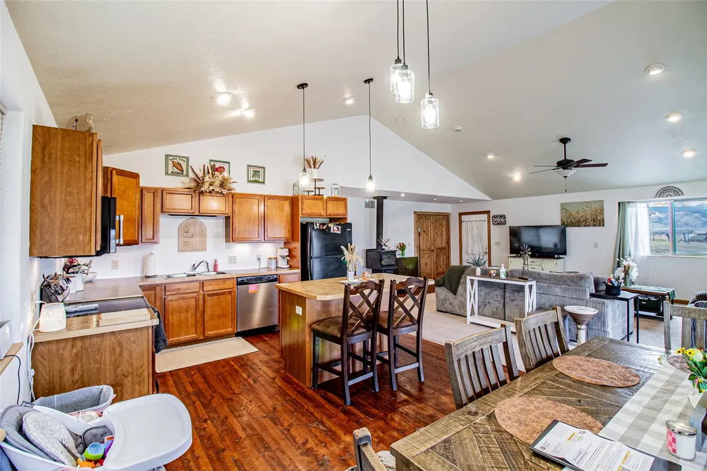 1 Bonanza Place Whitehall MT 59759