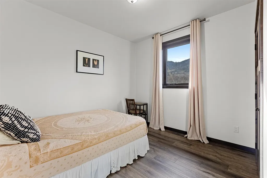 9701 Mount Highway 200 Dixon MT 59831