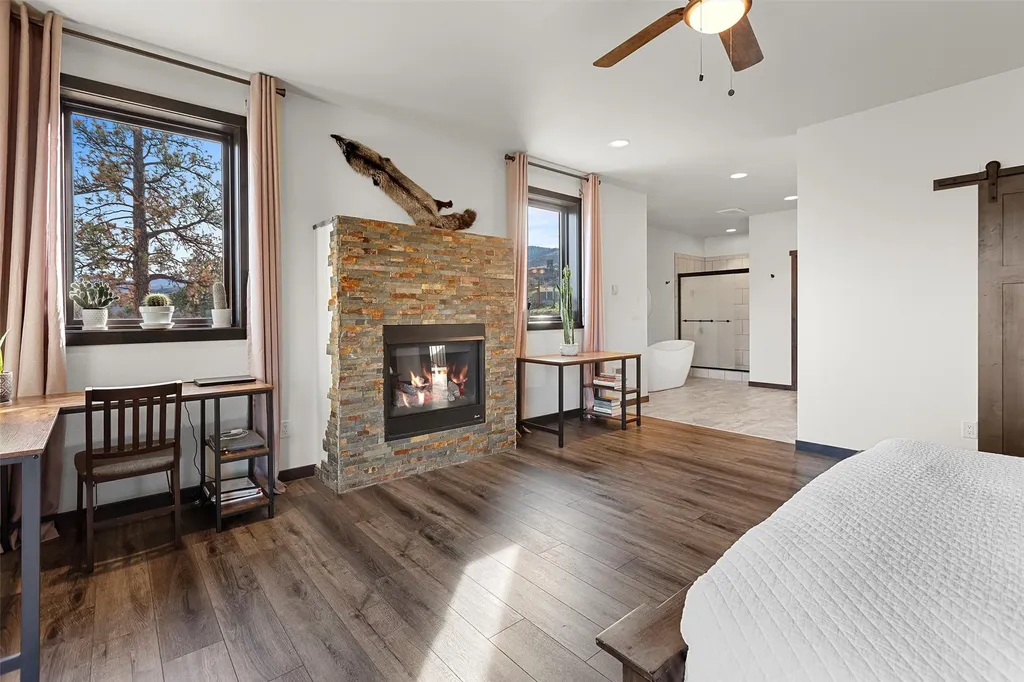 9701 Mount Highway 200 Dixon MT 59831