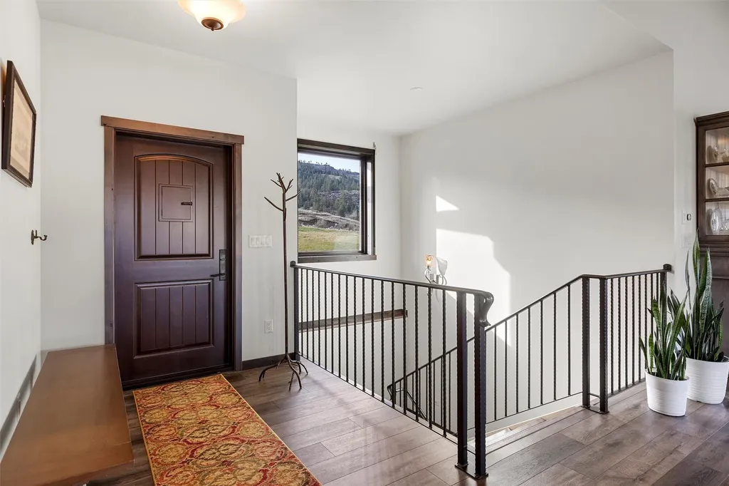9701 Mount Highway 200 Dixon MT 59831