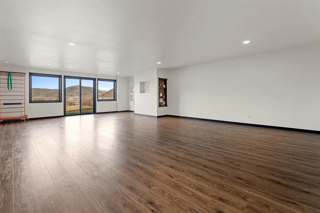 9701 Mount Highway 200 Dixon MT 59831