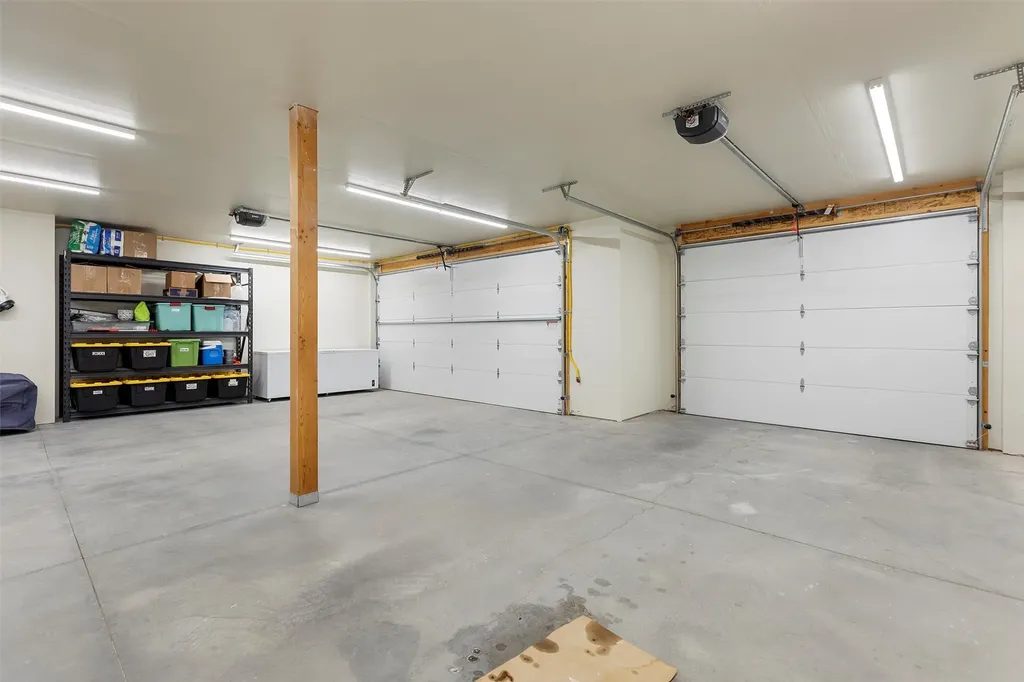 9701 Mount Highway 200 Dixon MT 59831