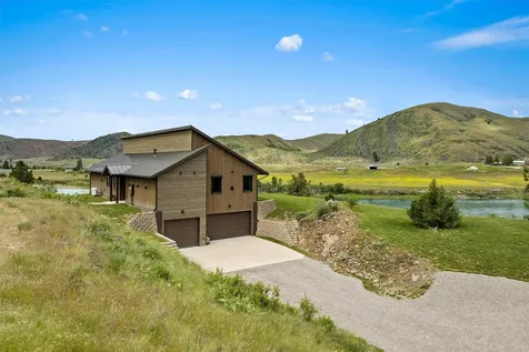 9701 Mount Highway 200 Dixon MT 59831