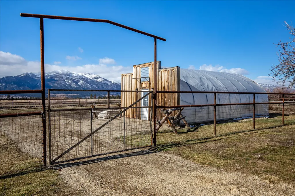 878 S Sunset Bench Road Stevensville MT 59870