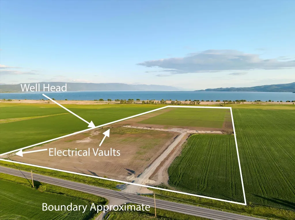 936 Mount Highway 82 Somers MT 59932