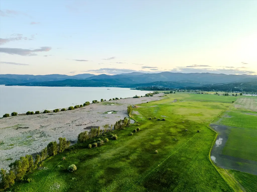 936 Mount Highway 82 Somers MT 59932