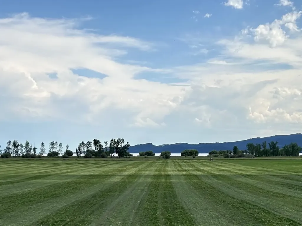 936 Mount Highway 82 Somers MT 59932