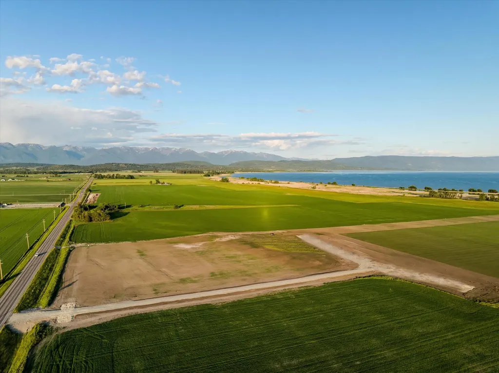 936 Mount Highway 82 Somers MT 59932