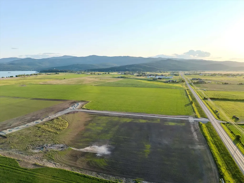 936 Mount Highway 82 Somers MT 59932