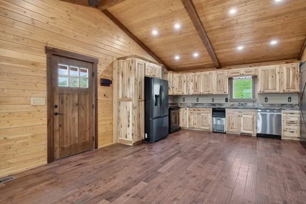 32 P Hill Drive Plains MT 59859