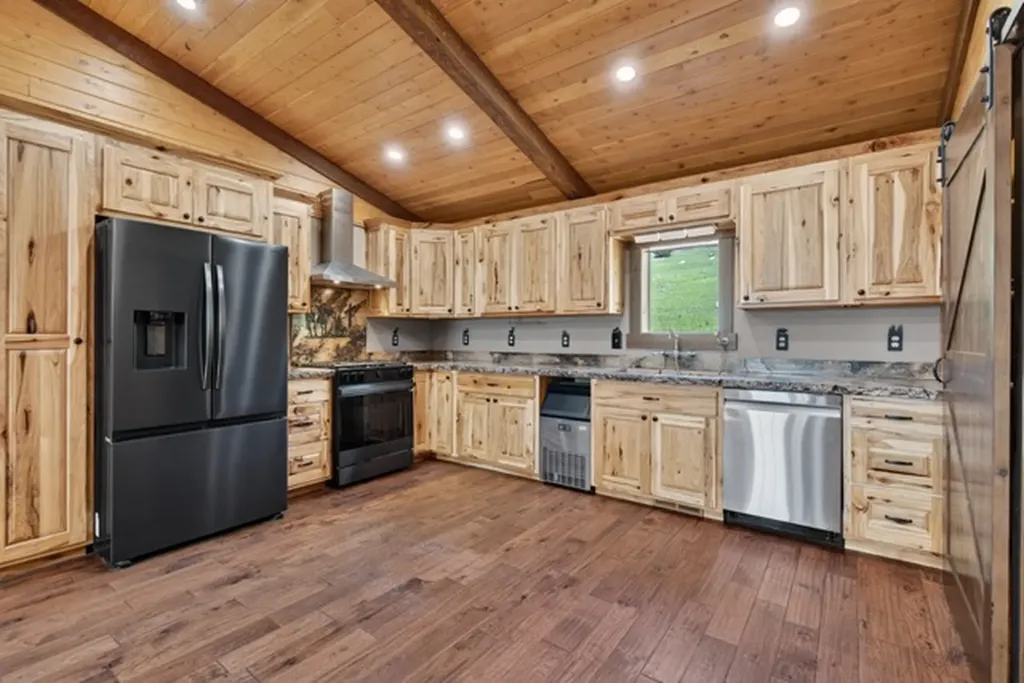 32 P Hill Drive Plains MT 59859