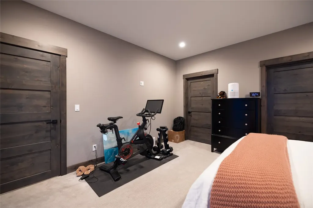 815 Velvet Grove Eureka MT 59917