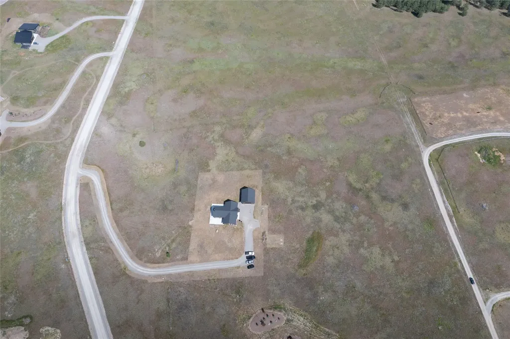 815 Velvet Grove Eureka MT 59917