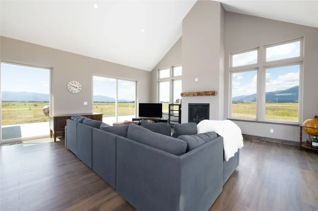 815 Velvet Grove Eureka MT 59917