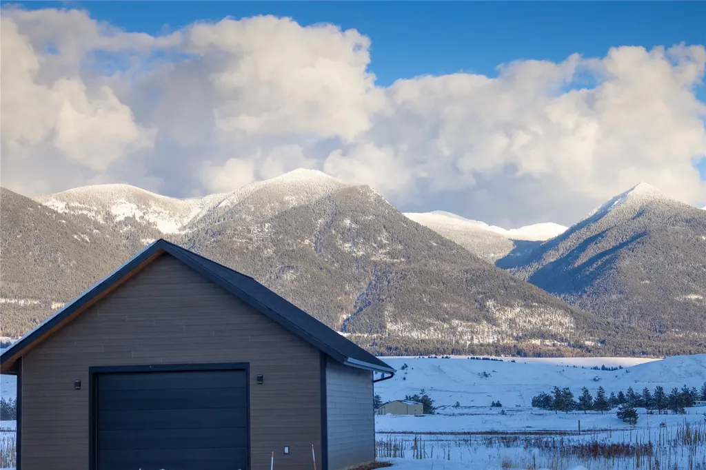 815 Velvet Grove Eureka MT 59917