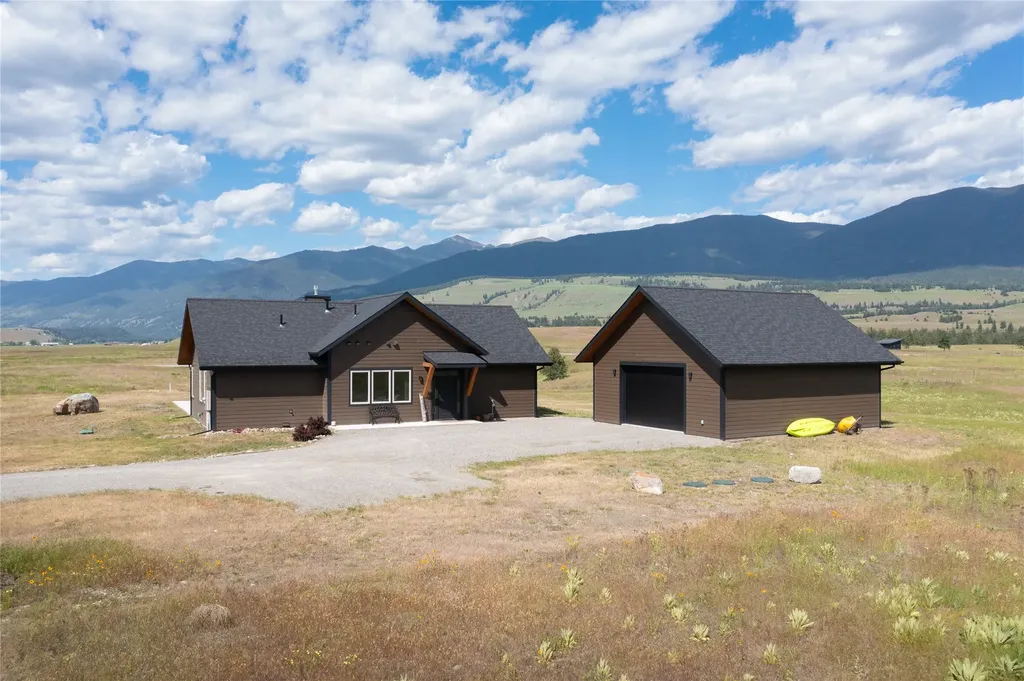 815 Velvet Grove Eureka MT 59917