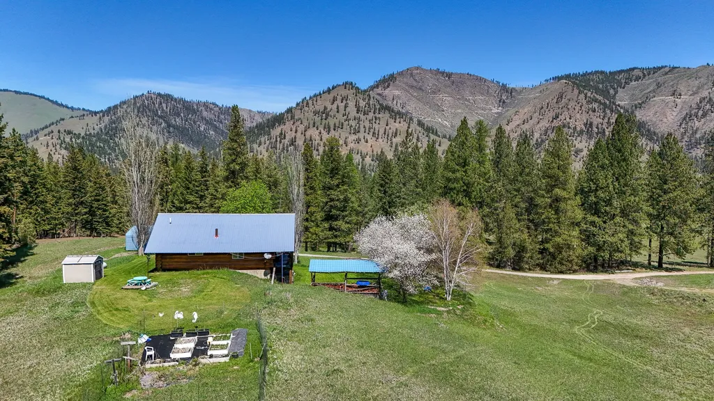510 Johnson Lane Superior MT 59872