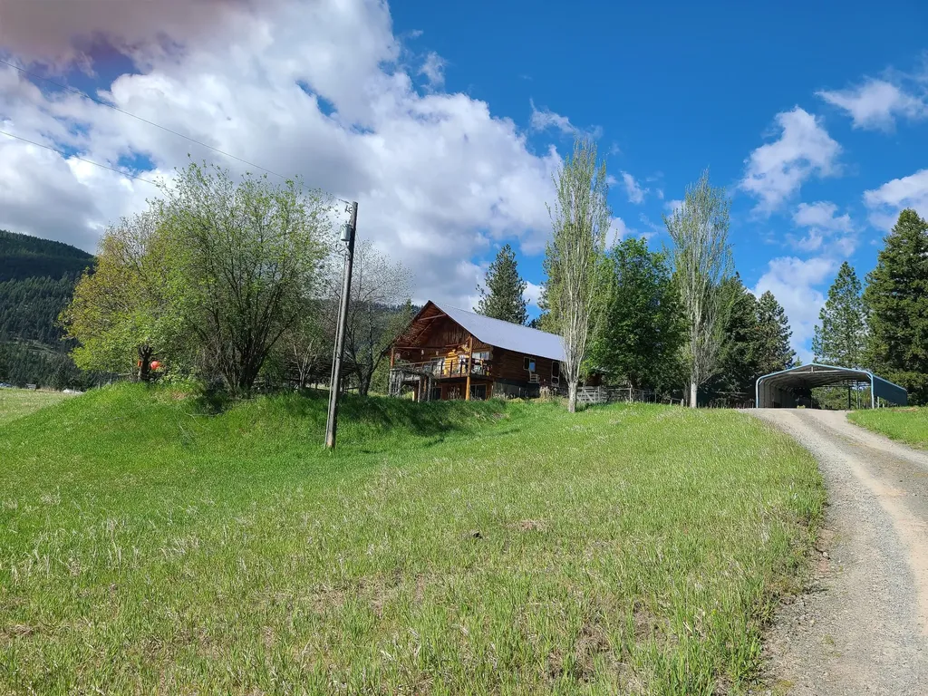 510 Johnson Lane Superior MT 59872