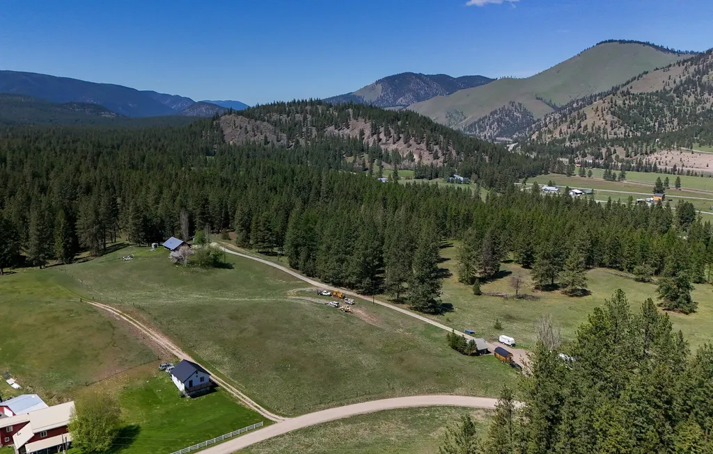 510 Johnson Lane Superior MT 59872