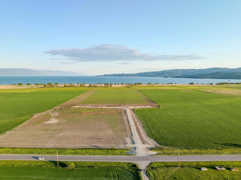 936 Mount Highway 82 Somers MT 59932