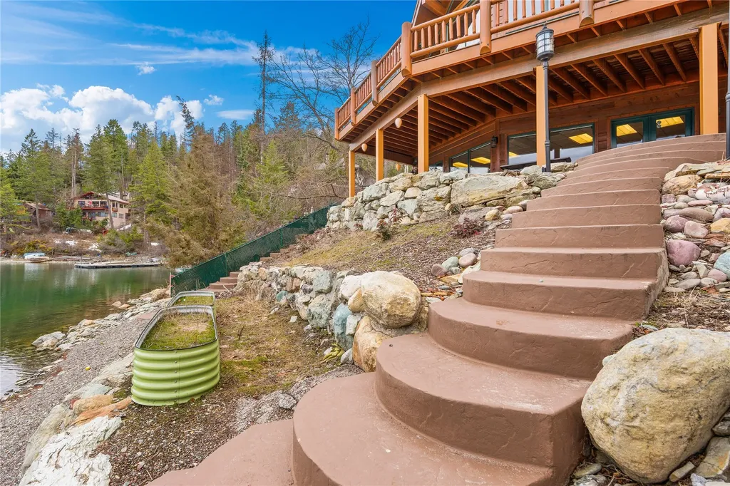 522 N Foys Lake Drive Kalispell MT 59901