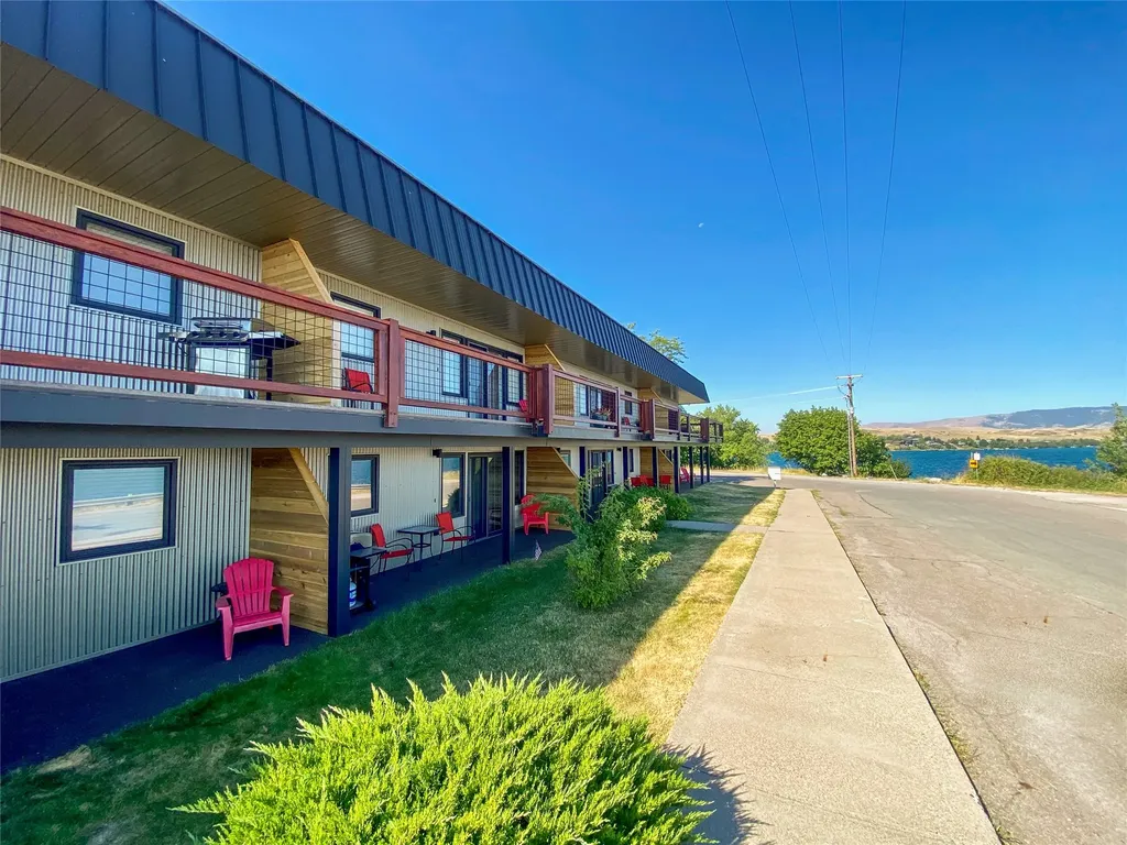 102 Kootenai Avenue Polson MT 59860