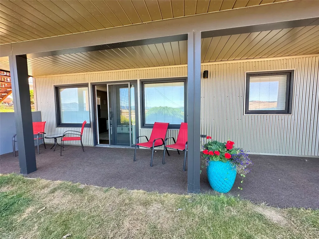 102 Kootenai Avenue Polson MT 59860