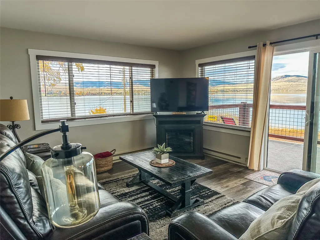 102 Kootenai Avenue Polson MT 59860