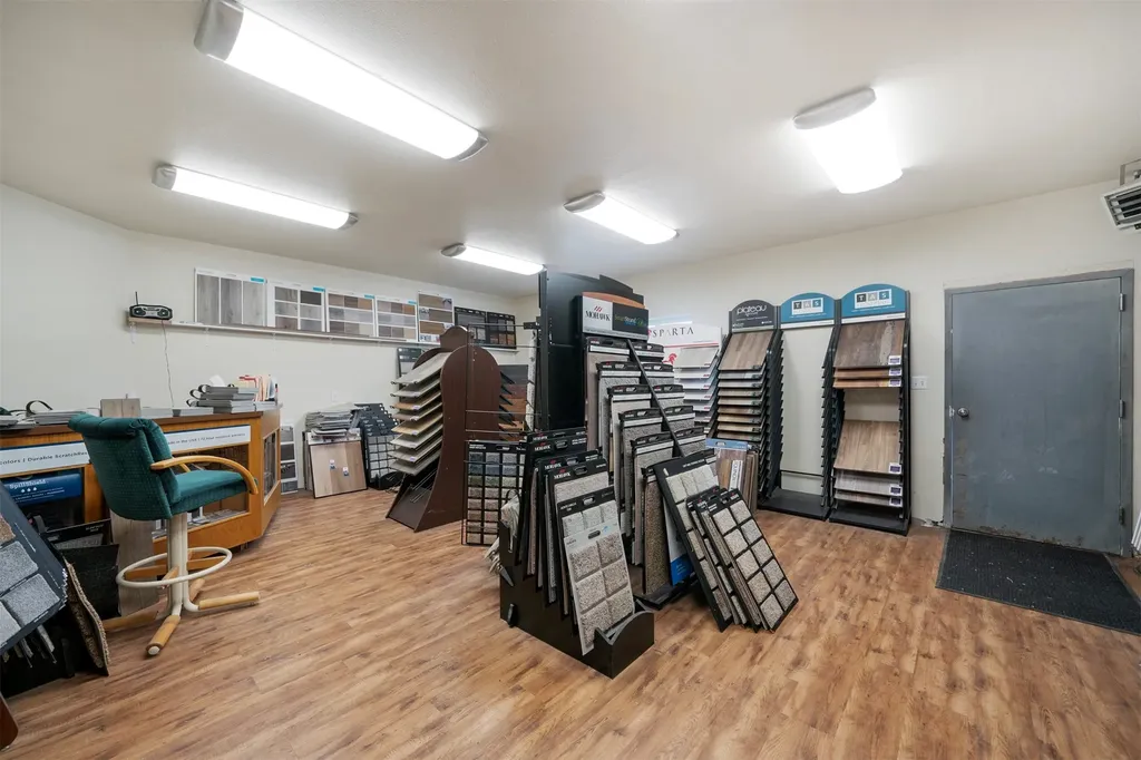 31566 S Ferndale Drive Bigfork MT 59911