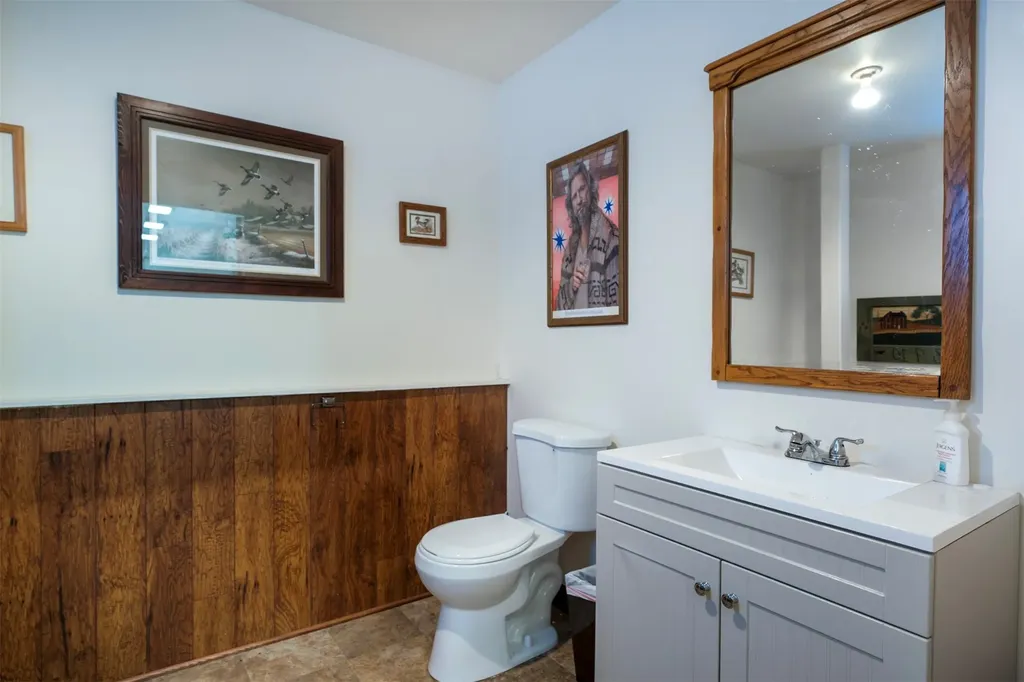 31566 S Ferndale Drive Bigfork MT 59911